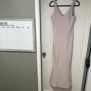 Chic Sleeveless Maxi Dress in Cream